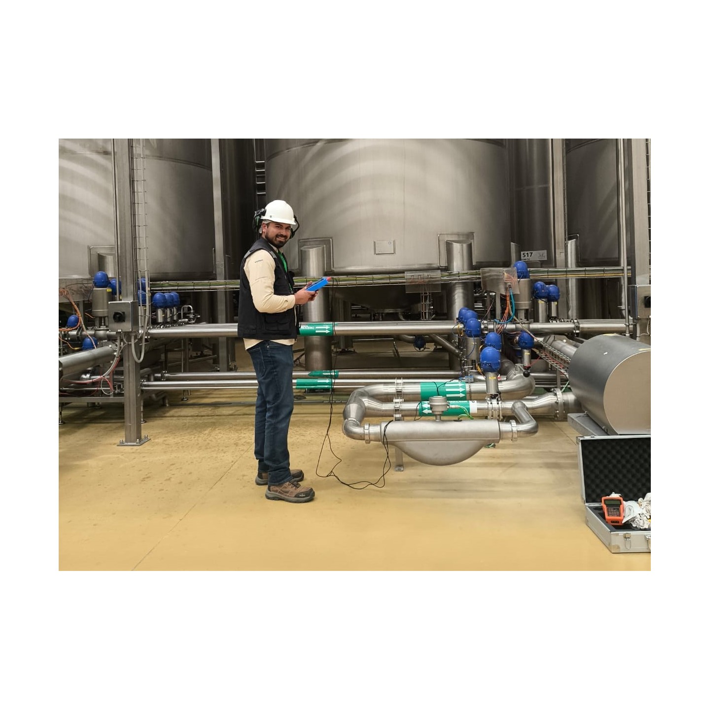 Contraste de caudal mediante caudalímetro ultrasónico portátil